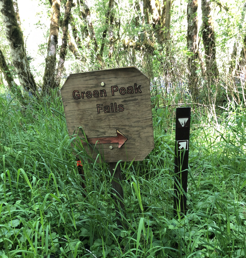 Second Sign to Green Peak Falls, Oregon